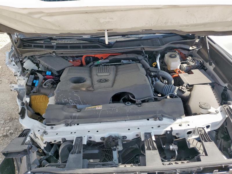 5TFMC5DB7RX072710 - 2024 TOYOTA TUNDRA CREWMAX PLATINUM WHITE photo 11