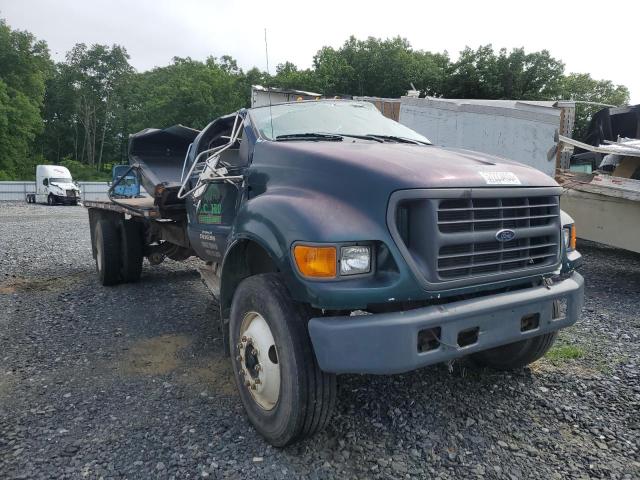 3FEXF75H5YMA00239 - 2000 FORD F750 SUPER DUTY BLUE photo 4