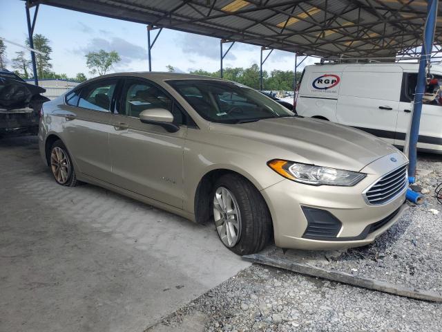3FA6P0LU4KR130781 - 2019 FORD FUSION SE Beige photo 4