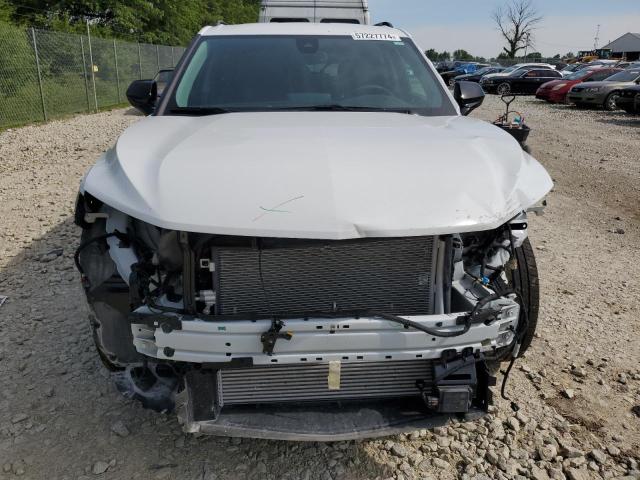 3GNKBHR46PS227002 - 2023 CHEVROLET BLAZER 2LT WHITE photo 5