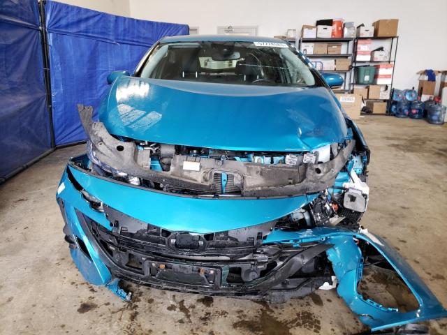 JTDKARFP9J3080798 - 2018 TOYOTA PRIUS PRIM TEAL photo 5