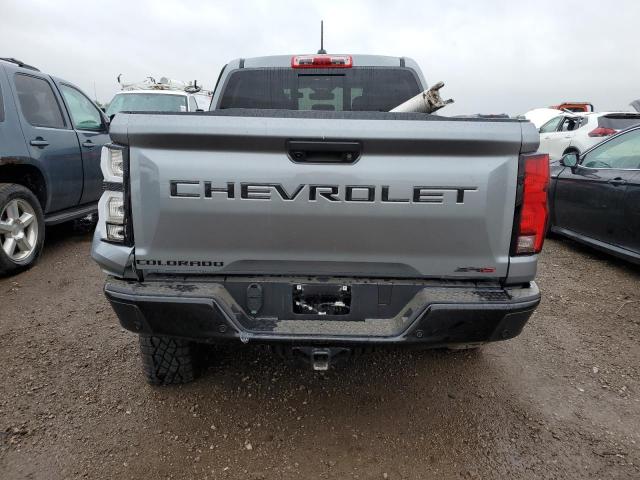 1GCPTFEK2S1135383 - 2025 CHEVROLET COLORADO ZR2 GRAY photo 6