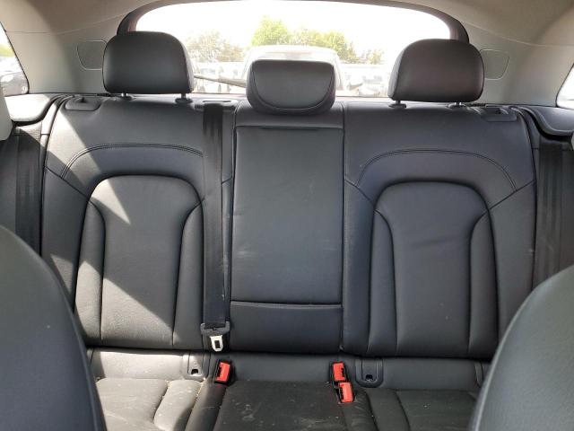 WA1JCCFS0JR032878 - 2018 AUDI Q3 PREMIUM PLUS Weiß Foto 10