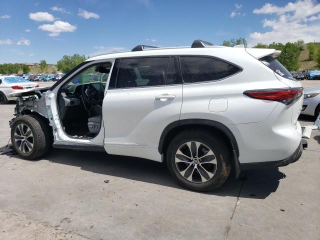 5TDHZRBH7NS180081 - 2022 TOYOTA HIGHLANDER XLE WHITE photo 2