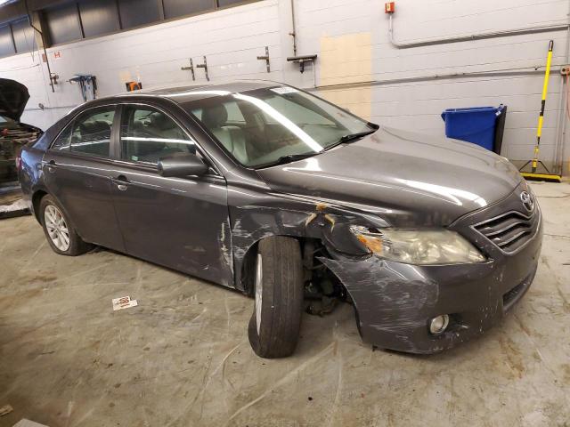 4T4BF3EK7AR051607 - 2010 TOYOTA CAMRY BASE GRAY photo 4