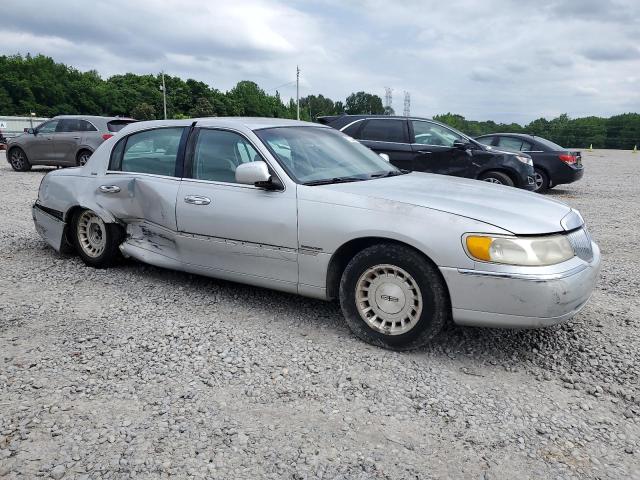 1LNHM81W2XY652408 - 1999 LINCOLN TOWN CAR EXECUTIVE Արծաթագույն լուսանկար 4
