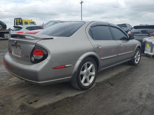 JN1CA31D8YT531392 - 2000 NISSAN MAXIMA GLE SILVER photo 3