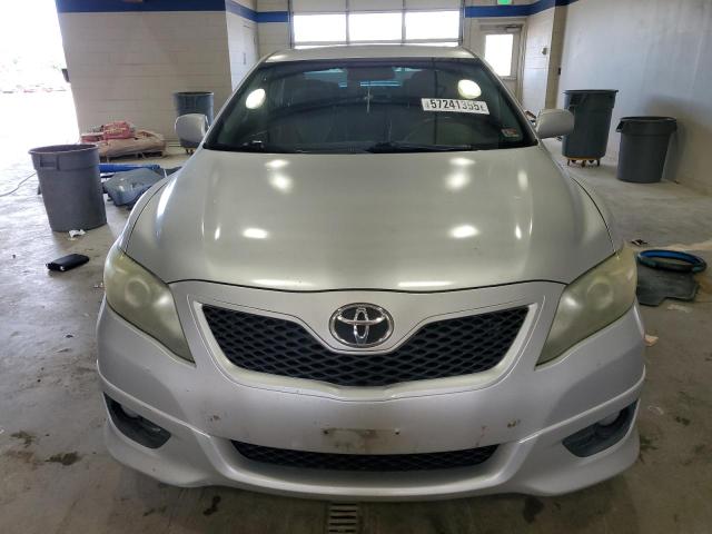 4T1BK3EK9BU122491 - 2011 TOYOTA CAMRY SE SILVER photo 5