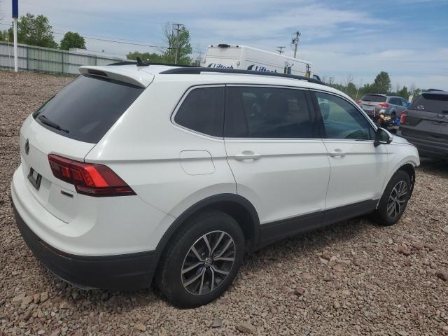 3VV2B7AX6KM158187 - 2019 VOLKSWAGEN TIGUAN SE თეთრი ფოტო 3