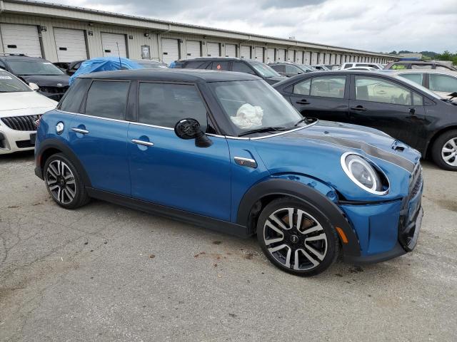 WMW53DK05N2S25833 - 2022 MINI COOPER S BLUE photo 4