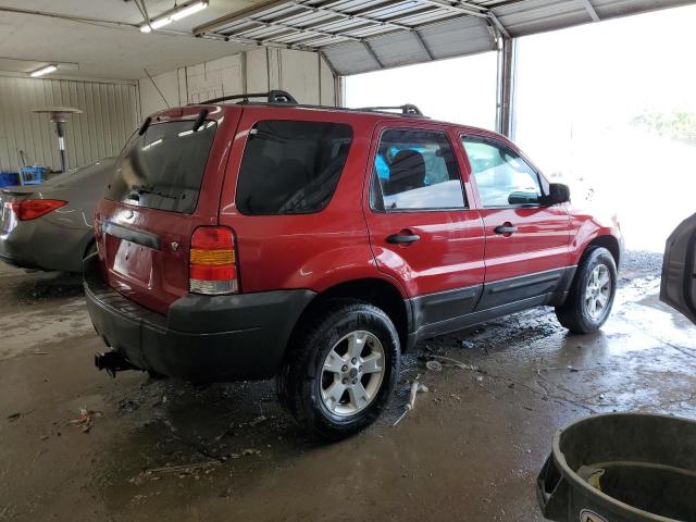 1FMYU93105KB49595 - 2005 FORD ESCAPE XLT RED photo 3