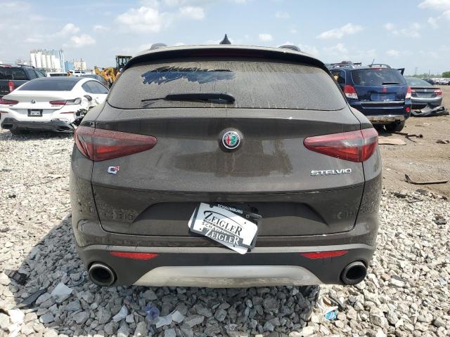 ZASFAKPN8J7B92403 - 2018 ALFA ROMEO STELVIO SPORT Коричневий фото 6