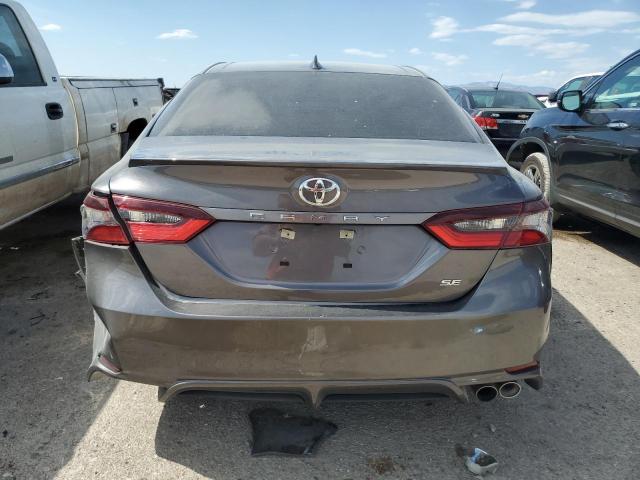 4T1G11AK1PU793941 - 2023 TOYOTA CAMRY SE NIGHT SHADE GRAY photo 6