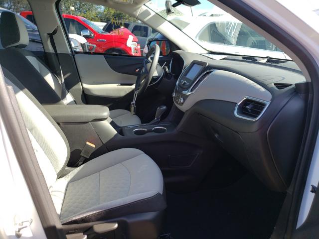 2GNAXHEV1J6272432 - 2018 CHEVROLET EQUINOX LS WHITE photo 5