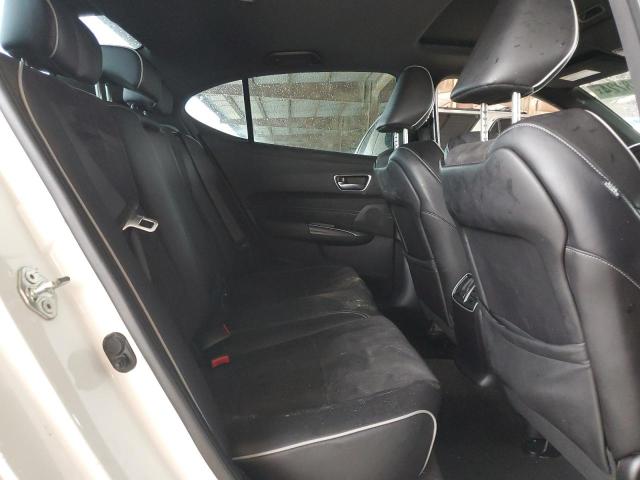 19UUB2F63JA011655 - 2018 ACURA TLX TECH+A WHITE photo 10