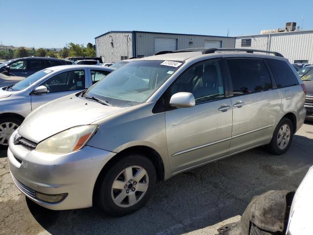 2004 TOYOTA SIENNA XLE, 