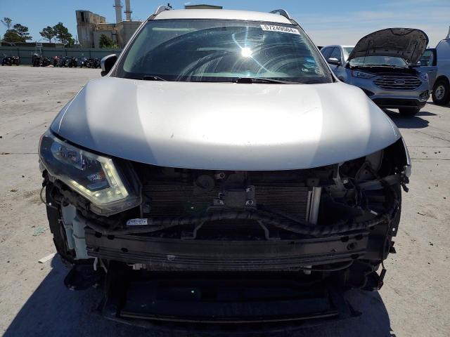 5N1AT2MTXHC868170 - 2017 NISSAN ROGUE S SILVER photo 5