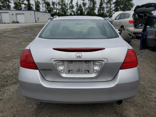 JHMCM56186C001983 - 2006 HONDA ACCORD VALUE SILVER photo 6