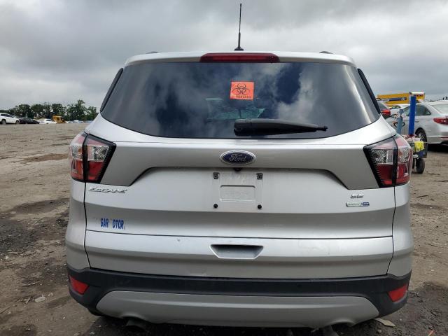 1FMCU9GD5JUC13207 - 2018 FORD ESCAPE SE SILVER photo 6