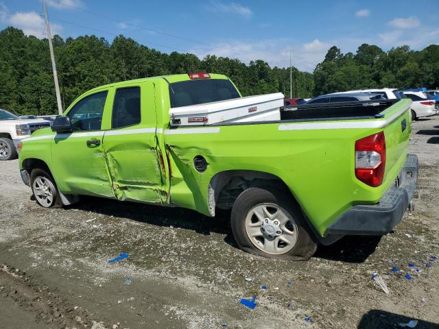 5TFRW5F16HX226470 - 2017 TOYOTA TUNDRA DOUBLE CAB SR/SR5 GREEN photo 2