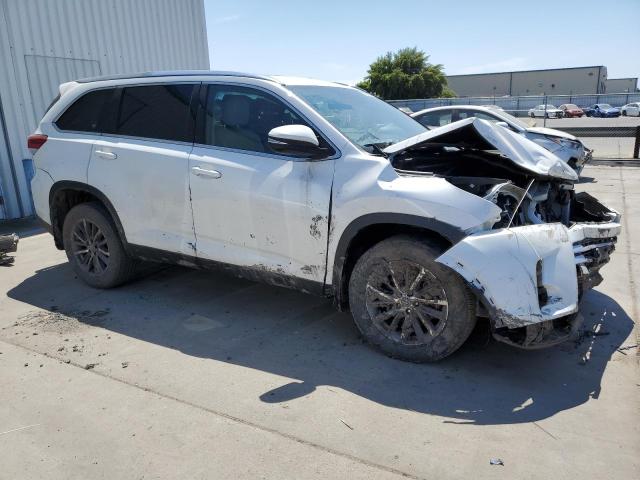 5TDJZRFH2KS595168 - 2019 TOYOTA HIGHLANDER SE WHITE photo 4