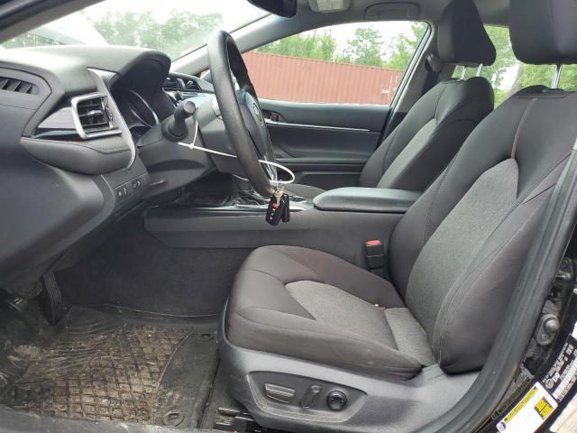 4T1B11HK9JU130043 - 2018 TOYOTA CAMRY L BLACK photo 7