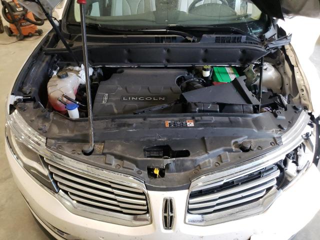 2LMPJ8LR8HBL13098 - 2017 LINCOLN MKX RESERVE أبيض صورة 11