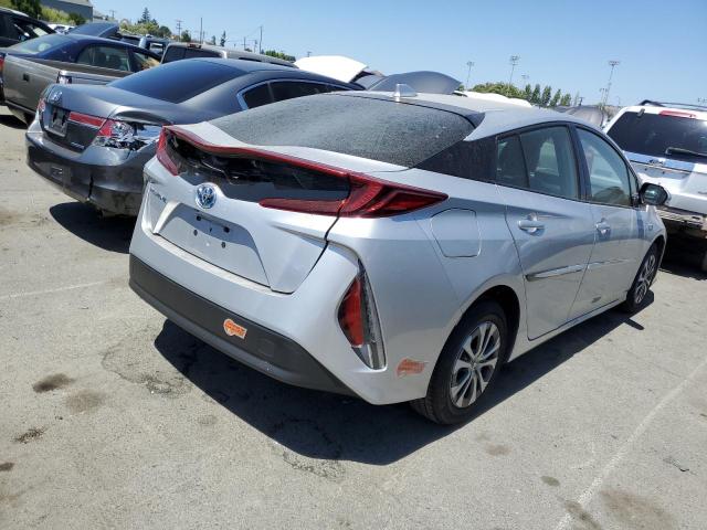 JTDKARFP9L3160315 - 2020 TOYOTA PRIUS PRIM LE SILVER photo 3