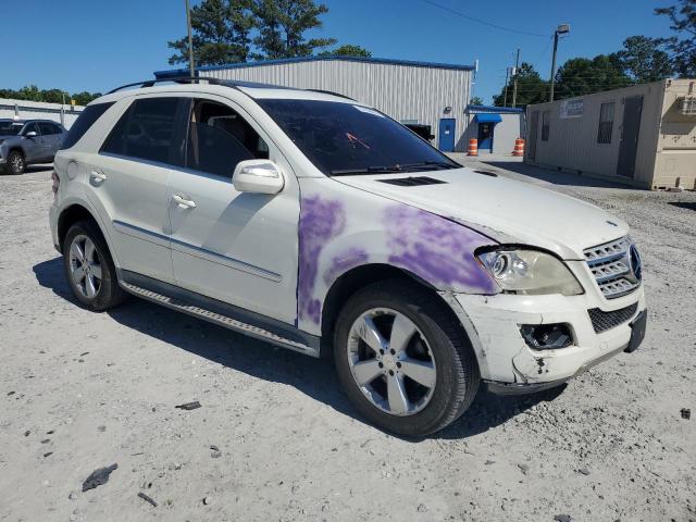 4JGBB8GB9AA604808 - 2010 MERCEDES-BENZ ML 350 4MATIC WHITE photo 4