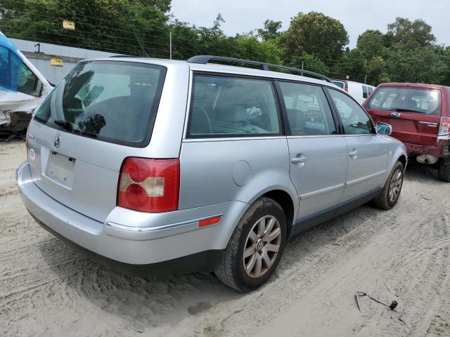 WVWVD63B42E419744 - 2002 VOLKSWAGEN PASSAT GLS SILVER photo 3