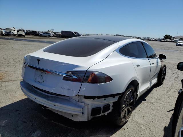 5YJSA1E22MF427564 - 2021 TESLA MODEL S WHITE photo 3