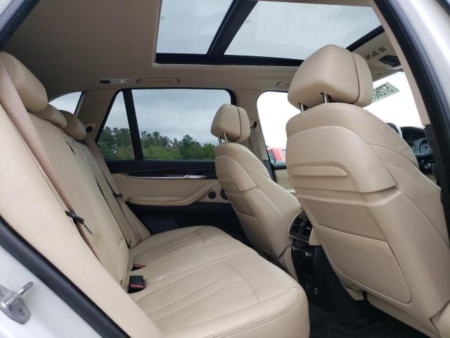 5UXKT0C52G0S78835 - 2016 BMW X5 XDR40E WHITE photo 11