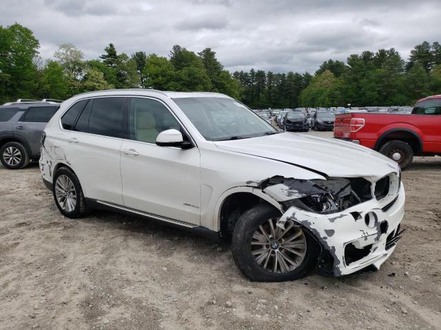 5UXKT0C52G0S78835 - 2016 BMW X5 XDR40E WHITE photo 4