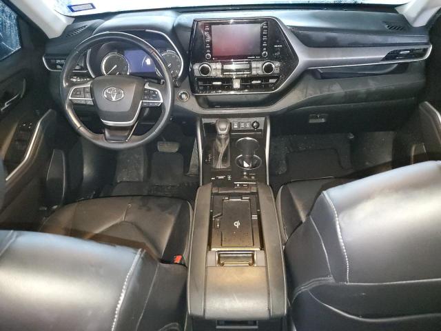 5TDGZRAH6NS548764 - 2022 TOYOTA HIGHLANDER XLE BLACK photo 8