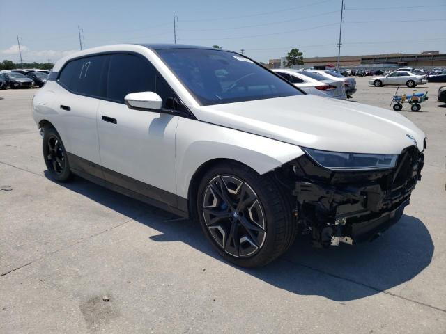 WB523CF01PCM23828 - 2023 BMW IX XDRIVE50 WHITE photo 4