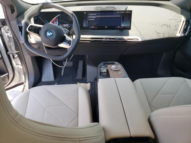 WB523CF01PCM23828 - 2023 BMW IX XDRIVE50 WHITE photo 8
