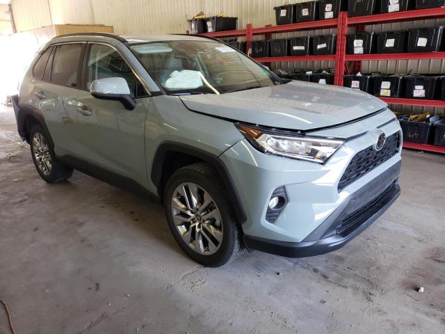 2T3C1RFV6MW138726 - 2021 TOYOTA RAV4 XLE PREMIUM GRAY photo 4