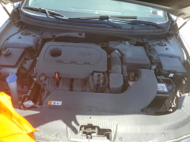 5NPE24AF7GH363564 - 2016 HYUNDAI SONATA SE SILVER photo 11