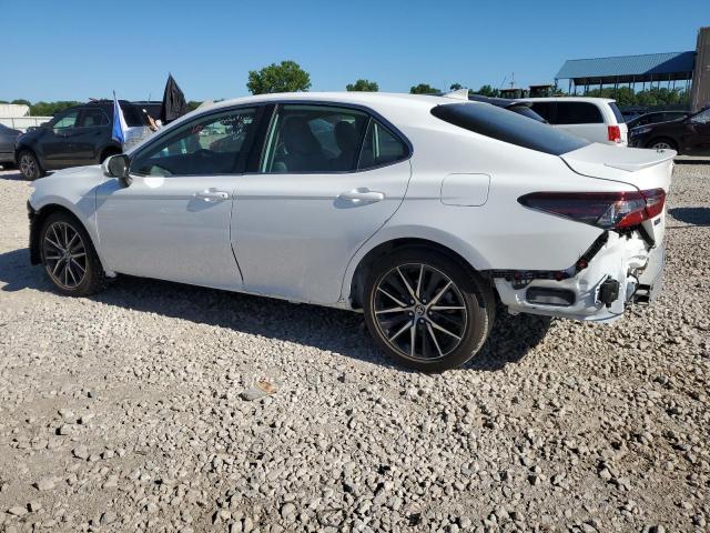 4T1G11AK4RU263871 - 2024 TOYOTA CAMRY SE NIGHT SHADE WHITE photo 2