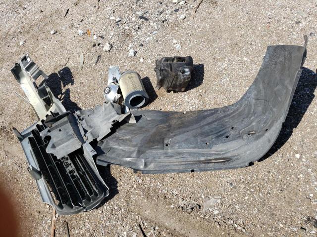 1GTDT136858220221 - 2005 GMC CANYON BLACK photo 12