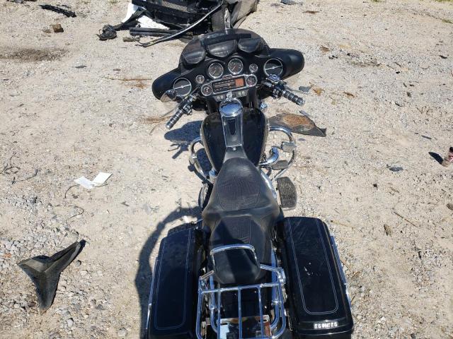 1HD1FCW145Y636562 - 2005 HARLEY-DAVIDSON FLHTCUI 黑色 照片 6