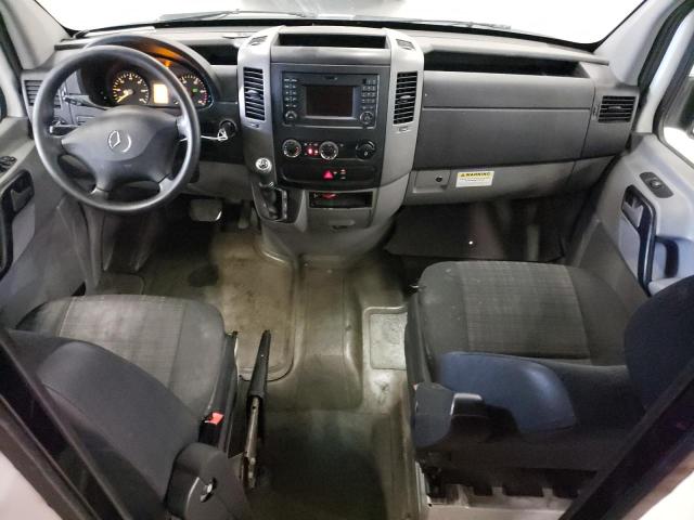 WD3PE8DC0E5874520 - 2014 MERCEDES-BENZ SPRINTER 2500 WHITE photo 8