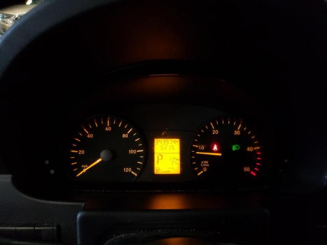 WD3PE8DC0E5874520 - 2014 MERCEDES-BENZ SPRINTER 2500 WHITE photo 9