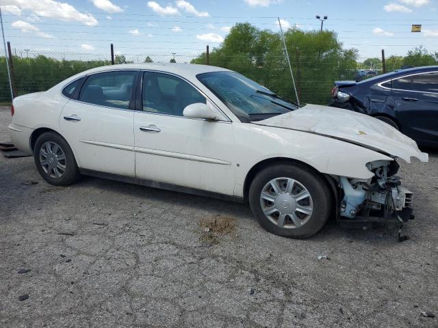 2G4WC582371242912 - 2007 BUICK LACROSSE CX WHITE photo 4