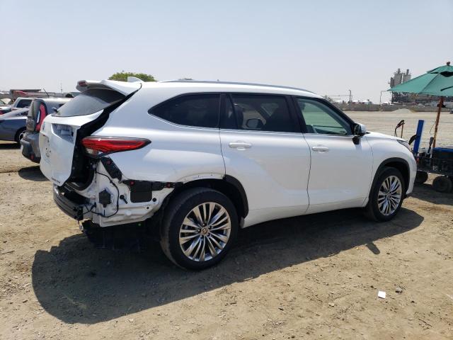 5TDKDRAH9PS510568 - 2023 TOYOTA HIGHLANDER L WHITE photo 3