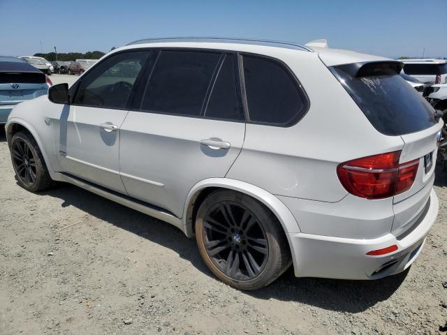 5UXZV8C50D0C16243 - 2013 BMW X5 XDRIVE50I WHITE photo 2