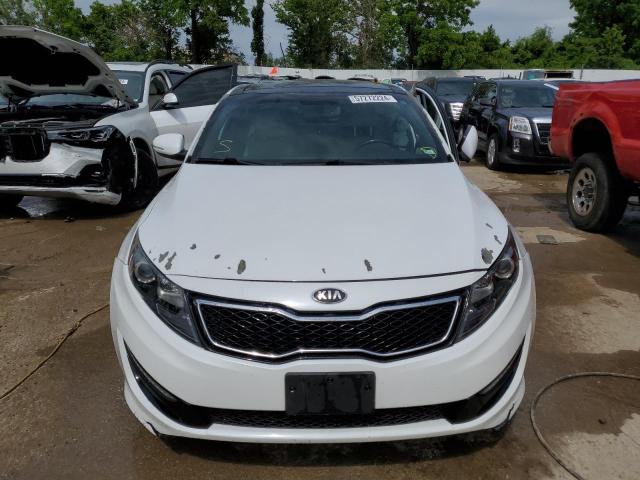 5XXGR4A60DG161290 - 2013 KIA OPTIMA SX WHITE photo 5