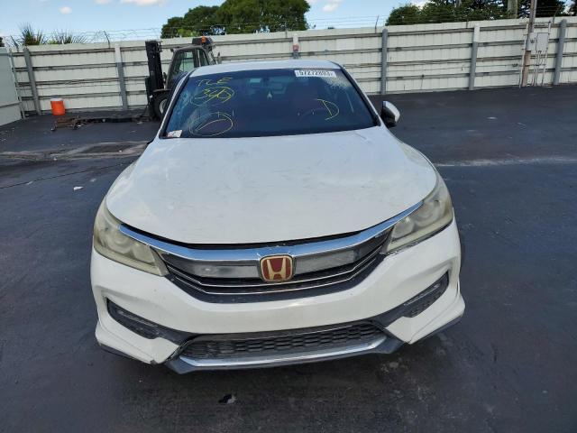 1HGCR2F12HA018361 - 2017 HONDA ACCORD SPORT SPECIAL EDITION WHITE photo 5