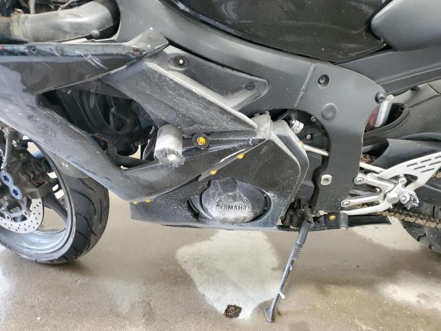 JYARJ06E04A014306 - 2004 YAMAHA YZFR6 L BLACK photo 7