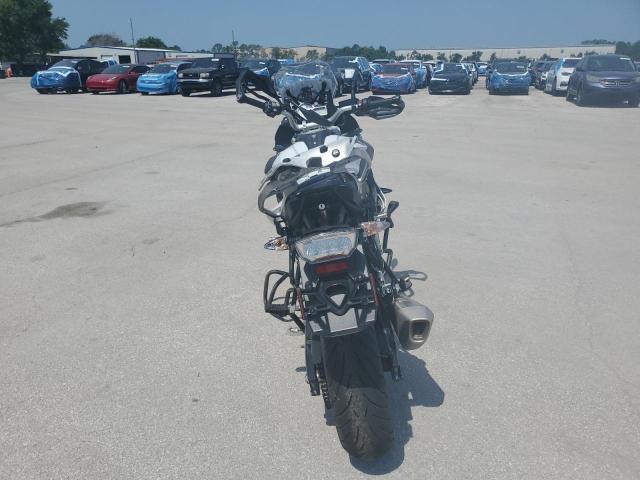 WB10D1301GZ462947 - 2016 BMW S 1000 XR WHITE photo 4